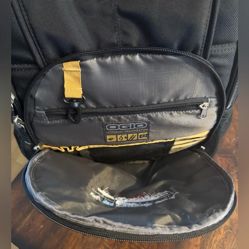 Ogio Bolt Airflow Laptop Backpack Padded Double Ripstop Black Large Multi Pocket